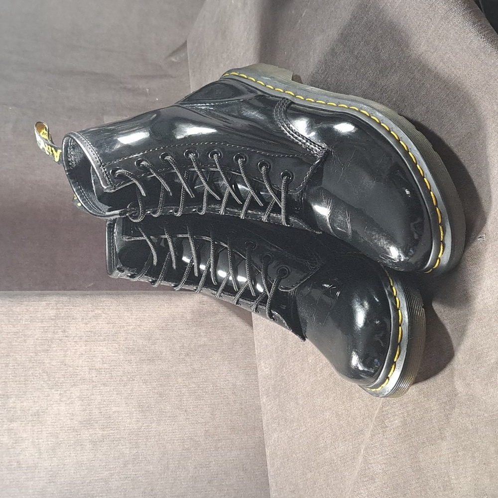 Dr. Martens 1460W Black Patent Leather Lace Up Combat Boots VG- 10